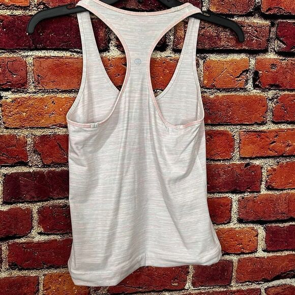 Lululemon Tank top size 8 - Picture 2 of 4